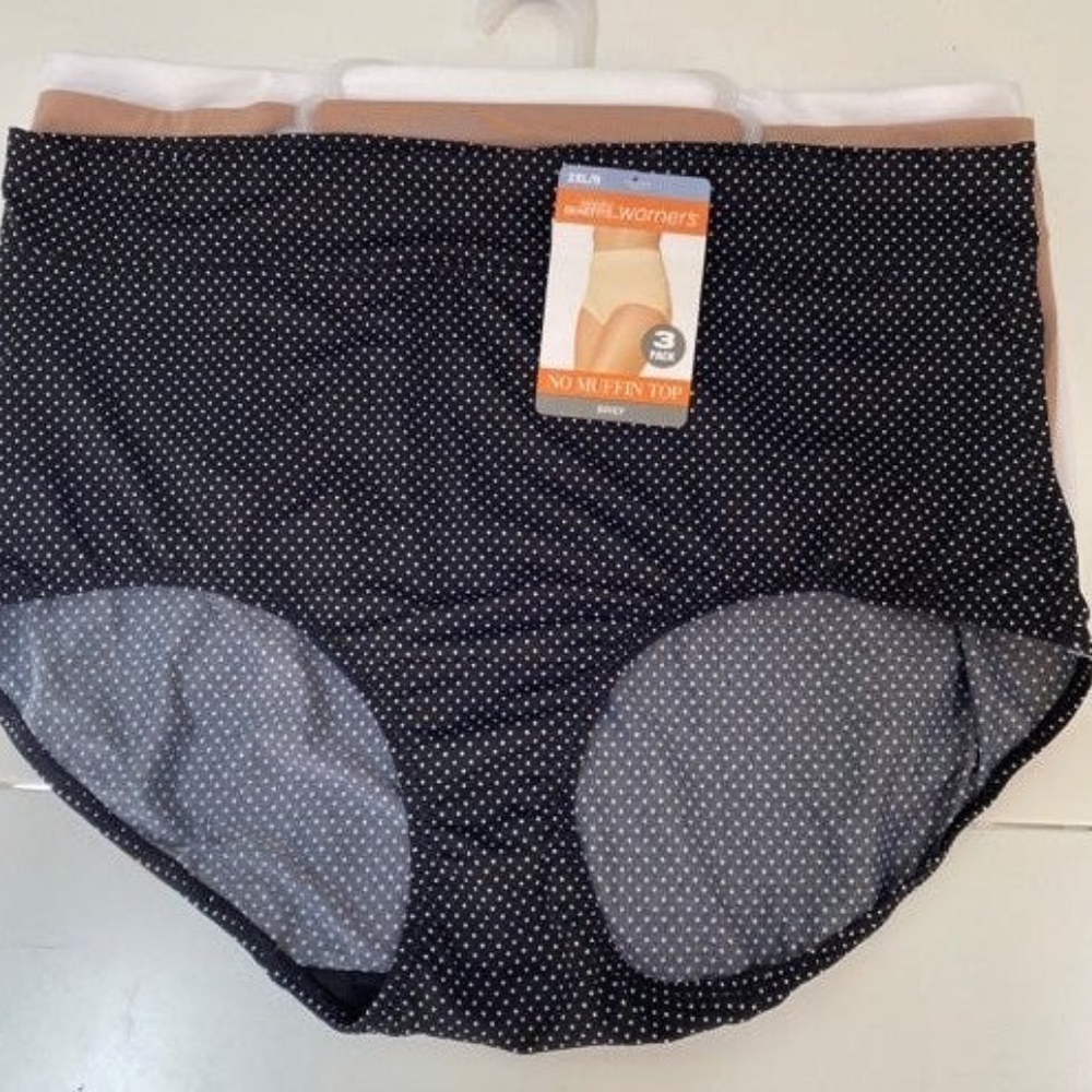 Olga Warner's NoMuffinTop Microfiber Briefs S/5 M/6